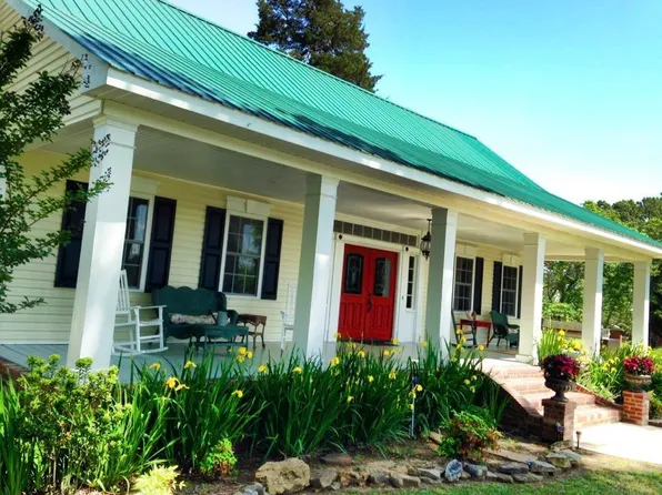 130 Clayton Rd, Ecru, MS 38841