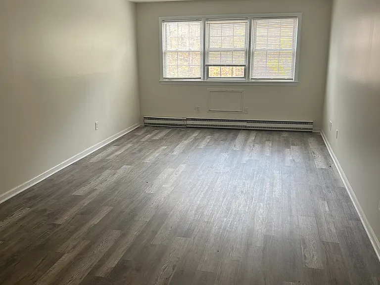 Omega Estates — Photo 10