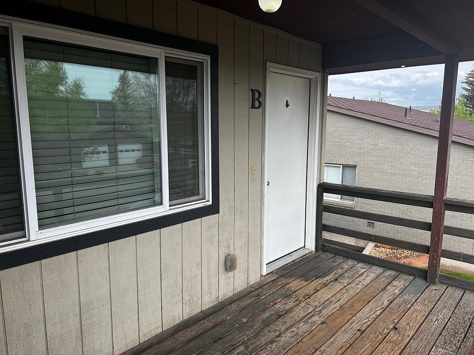 2139 E Hancock St APT B, Laramie, WY 82072 | Zillow