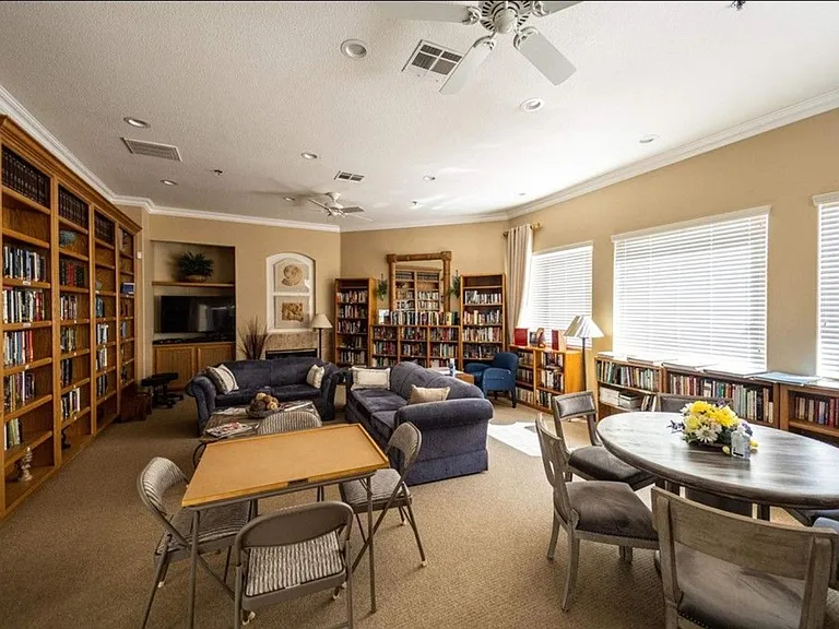 26805 China Dr — Photo 26