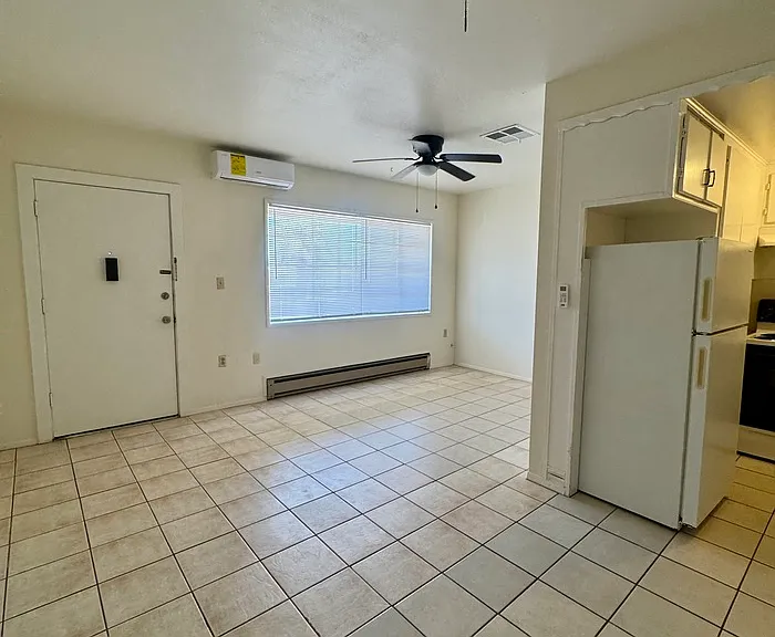 5250 E Bellevue St #B — Photo 10