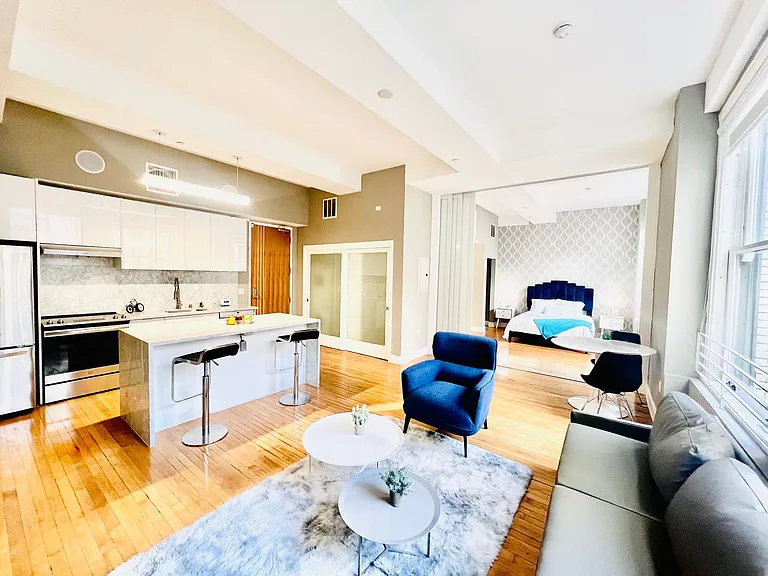 HWH Luxury Living — Photo 34