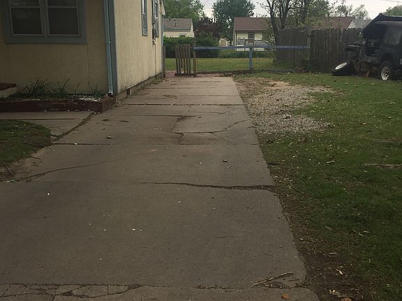 5th image of 1507 N Baker St