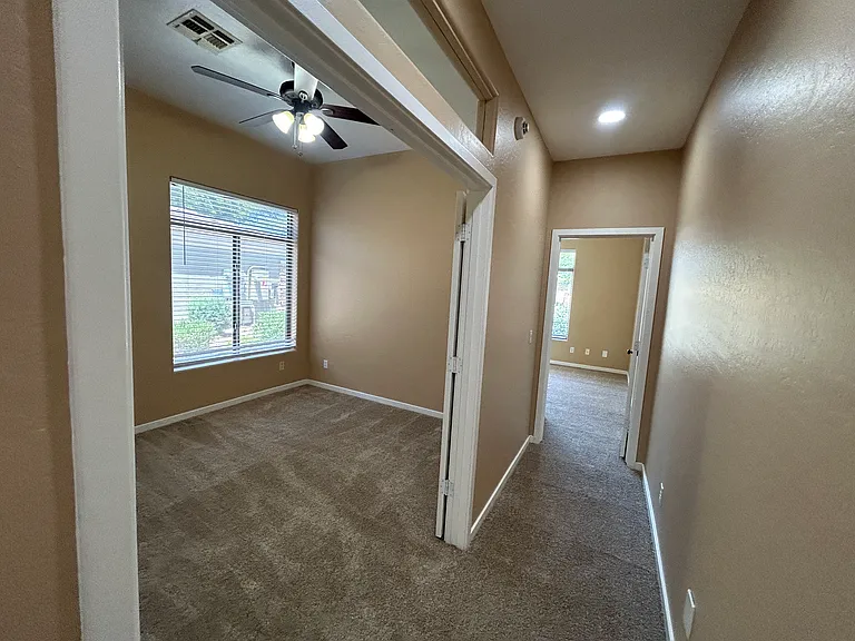 2041 E Fawn Dr — Photo 40
