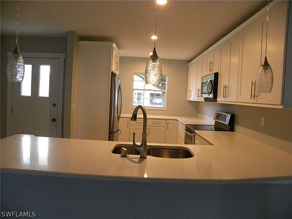 3rd image of 1351 Broadwater Dr #N