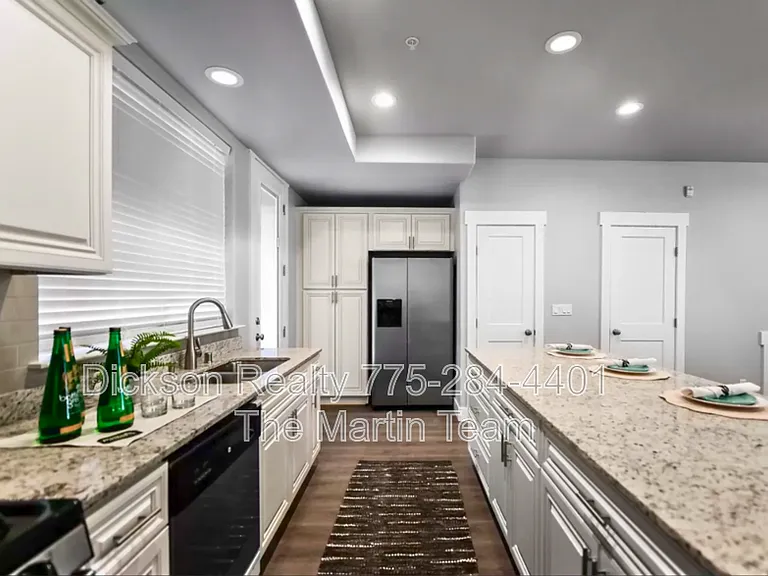 770 Bluffs Ct #103 — Photo 2