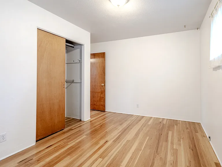 1124 E San Miguel St — Photo 20