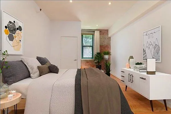 42 8th St #2204 — Photo 3