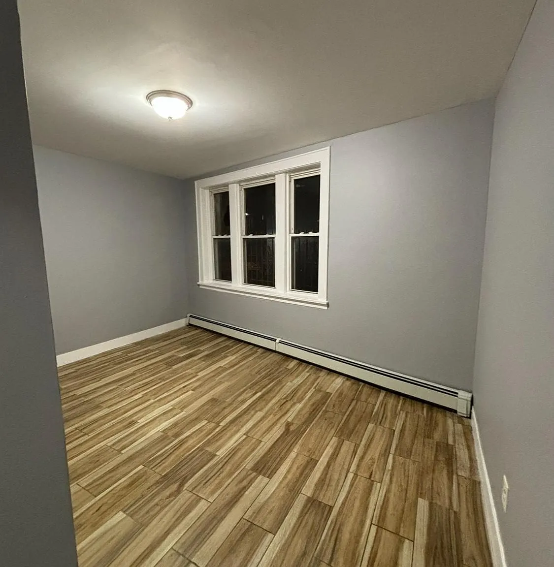 516 Edgar Rd — Photo 1