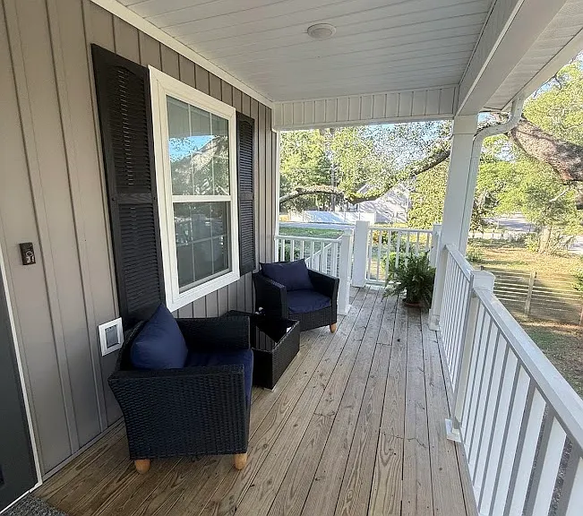 406 Caverly Ln — Photo 15