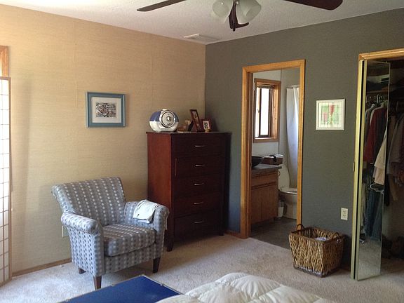 4th image of 535 E Dohmen Dr