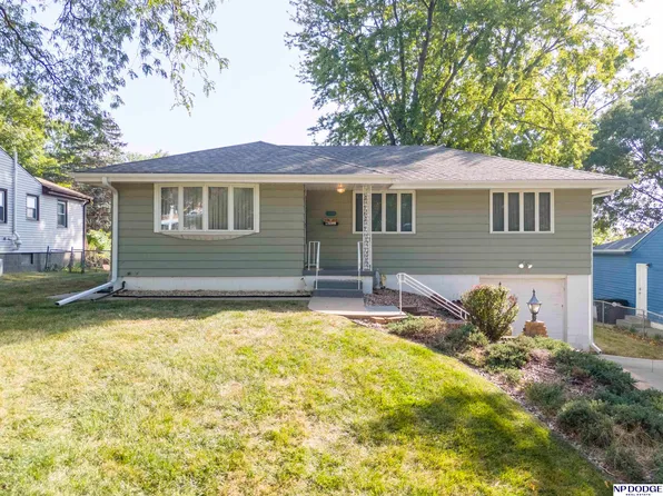 7513 Hascall St, Omaha, NE 68124