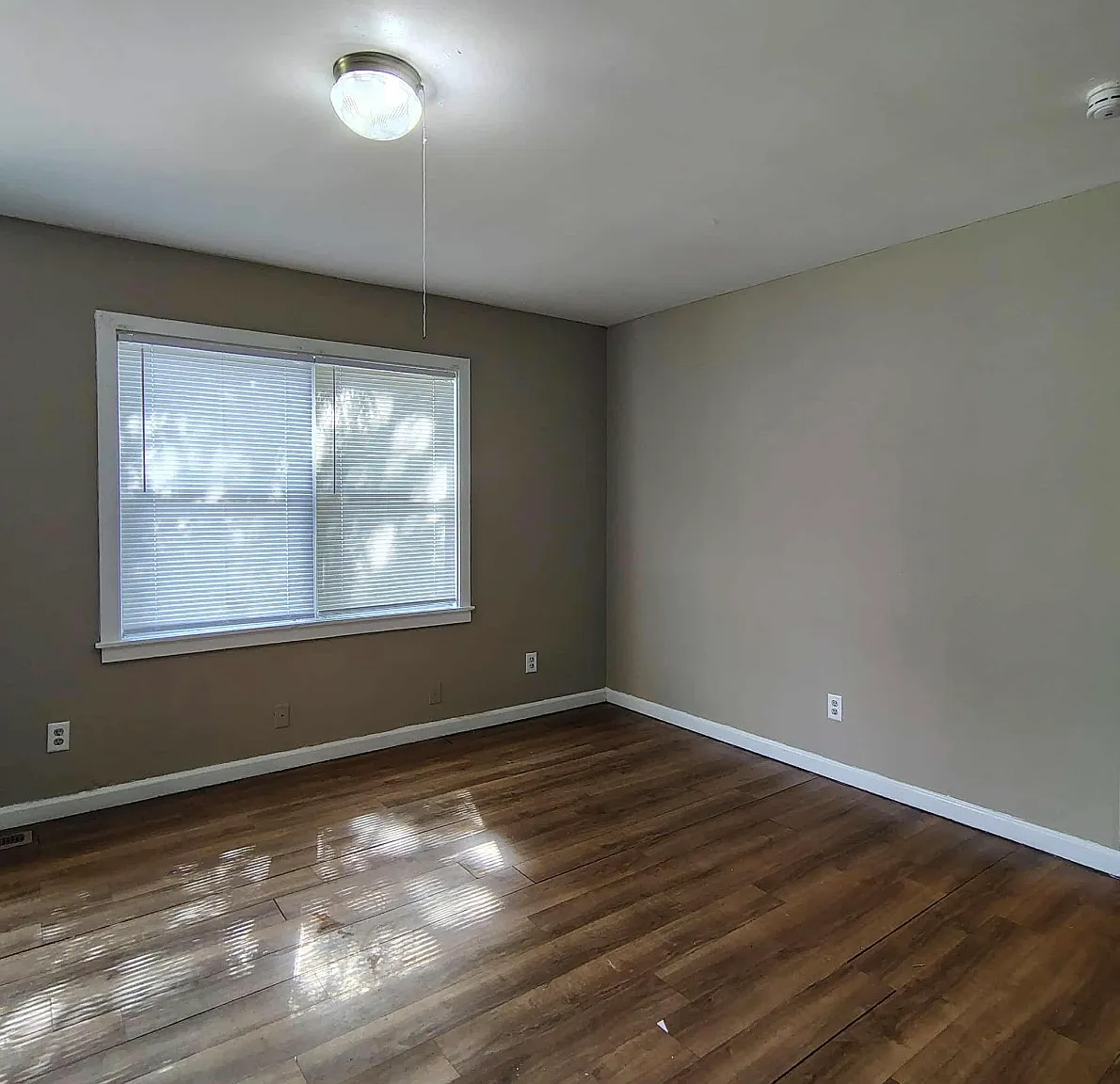 3283 N Ralston Ave - 1 — Photo 3