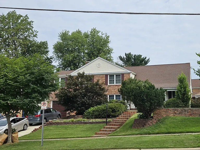 8001 Postoak Rd — Photo 1
