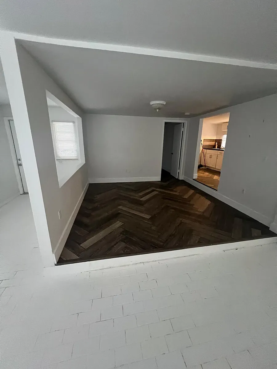 Building Photo - 114 Arbor Ln