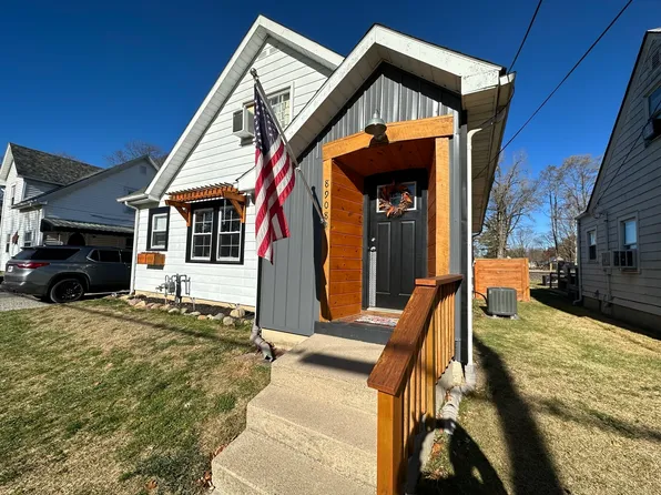 8908 W Cornbread Rd, Yorktown, IN 47396