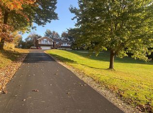 4235 Christmas Rock Rd SW, Lancaster, OH 43130