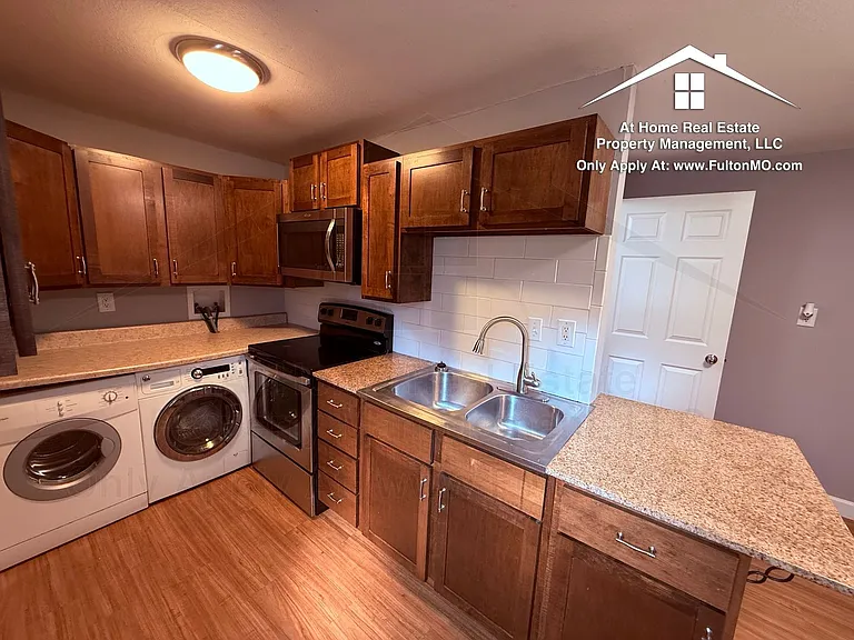 800 Churchill Rd — Photo 16