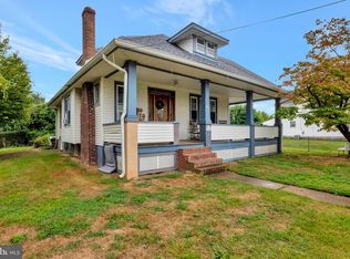 218 S Dupont Rd, Newport, DE 19804