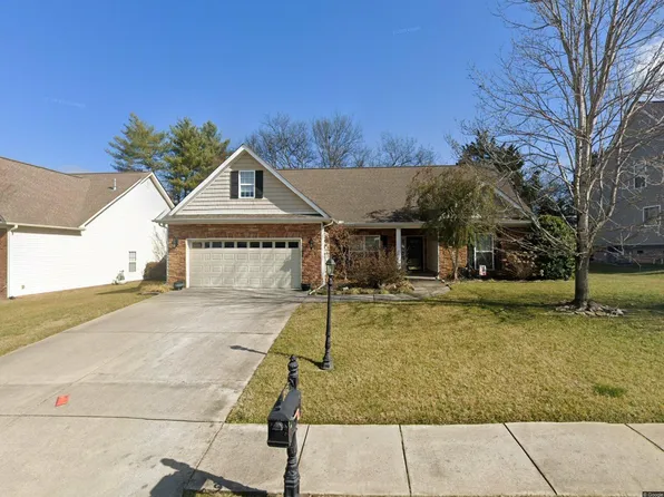 1265 Manassas Dr, Hixson, TN 37343