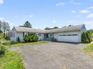 22 Pinney Rd, Bloomfield, CT 06002