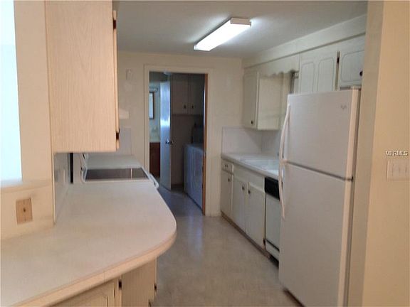 2nd image of 7428 Cass Cir