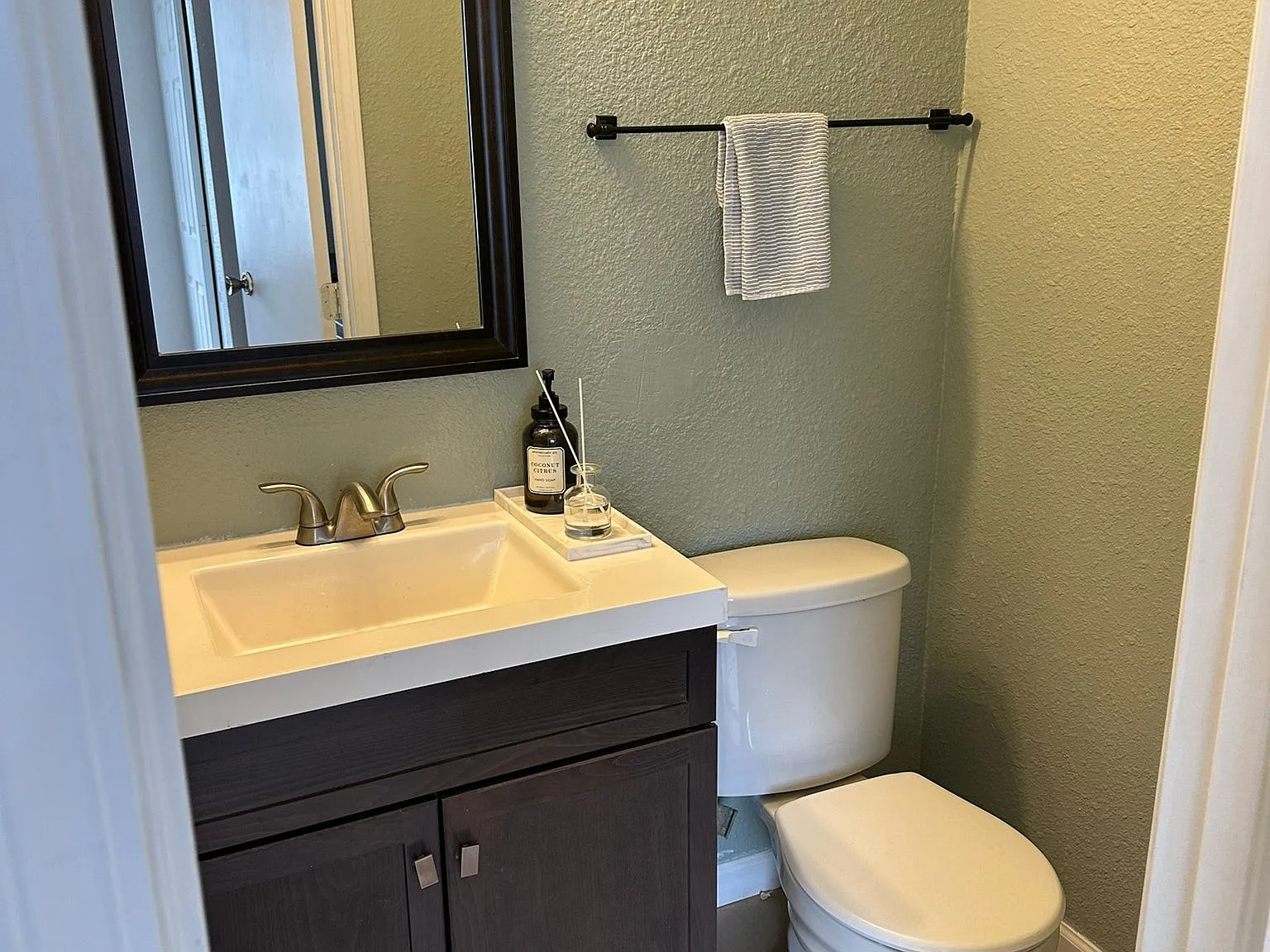 8903 Jewel Terrace St — Photo 3
