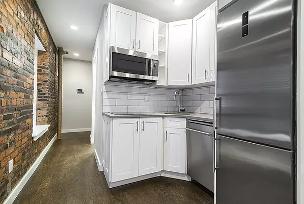 Rented by REAL New York | media 8