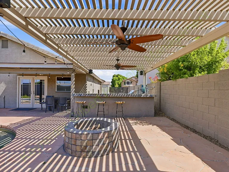517 W Princeton Ave — Photo 4