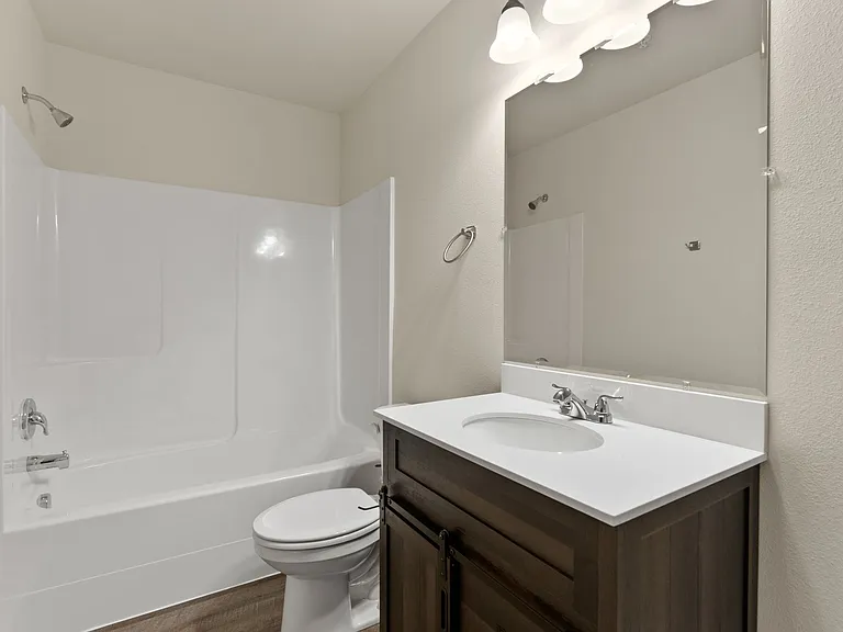 Pence Properties Alki — Photo 28
