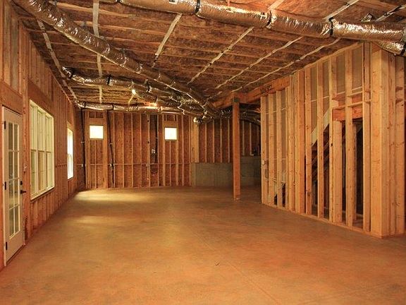 4th image of 10437 Green Heron Ct