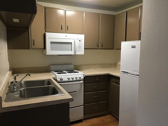 2nd image of 1331 N Downing St APT 102