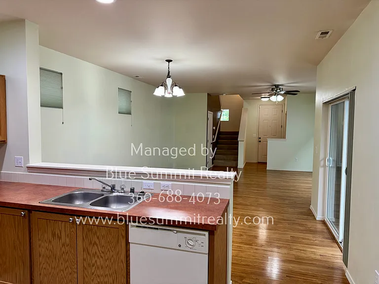 4335 Crestone St NE — Photo 5