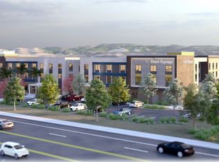 950 Aero Dr, San Luis Obispo, CA 93401