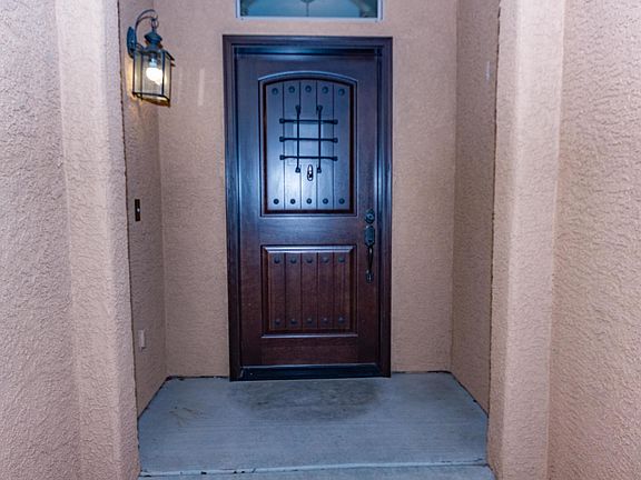 4th image of 14211 S Via Del Farolito