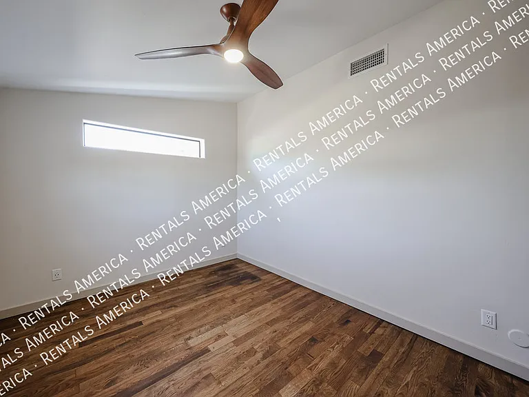 3809 N 9th St — Photo 30