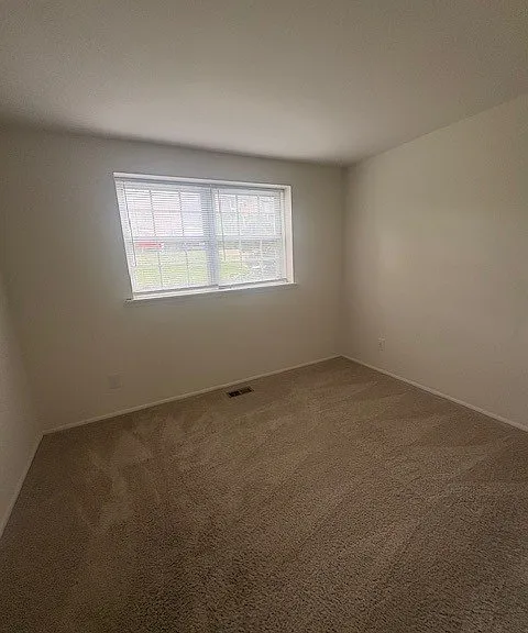 Hickory Hills Condominiums — Photo 27