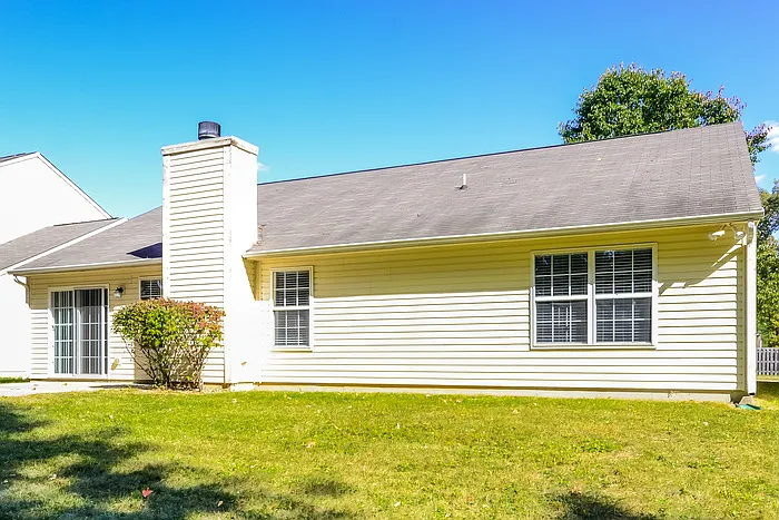 904 Flying Sun Dr — Photo 16