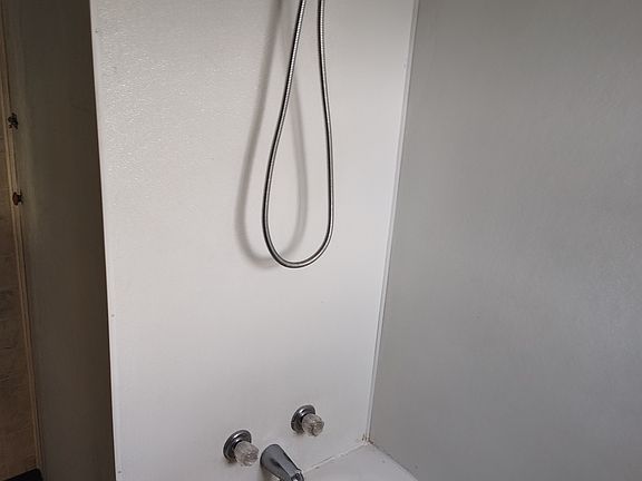 5th image of 3748 W 15th St #Up