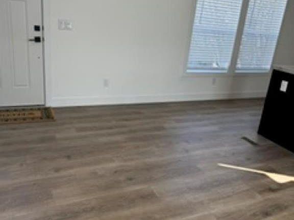 3rd image of 912 W Gunnison Avenue Lot 10