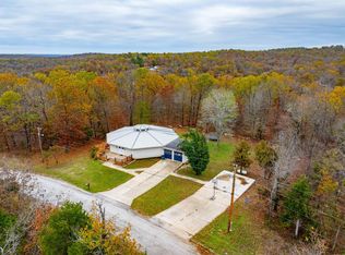 7 Walhara Dr, Cherokee Village, AR 72529