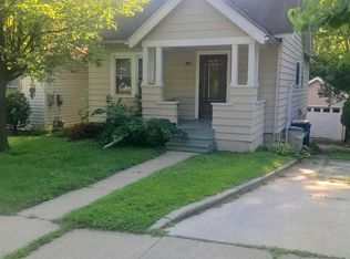 817 Hillcrest Dr, Ann Arbor, MI 48103