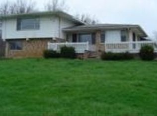 10670 W Grand River Rd, Fowlerville, MI 48836