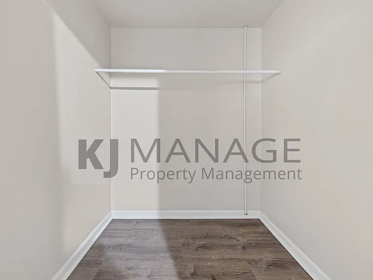 31682 Carlisle Pkwy — Photo 9