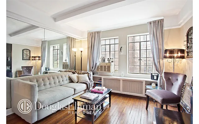 Rented by Douglas Elliman | media 33