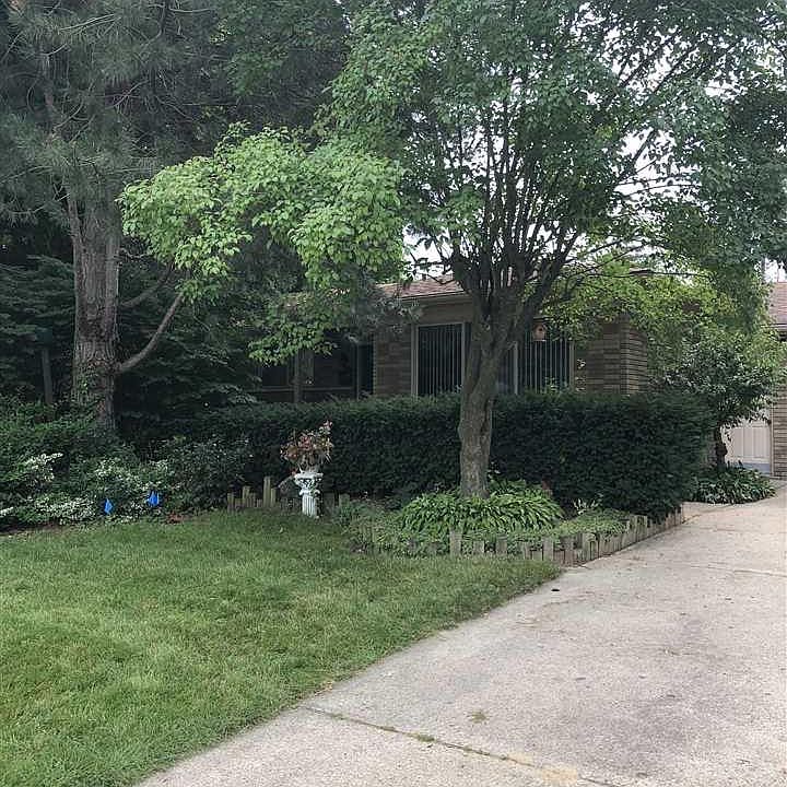 1st image of 5036 Abbey Ln