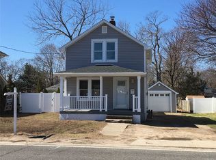 116 Commack Rd, Islip, NY 11751
