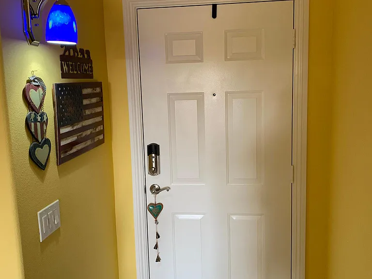 415 Townsquare Ln #324 — Photo 5