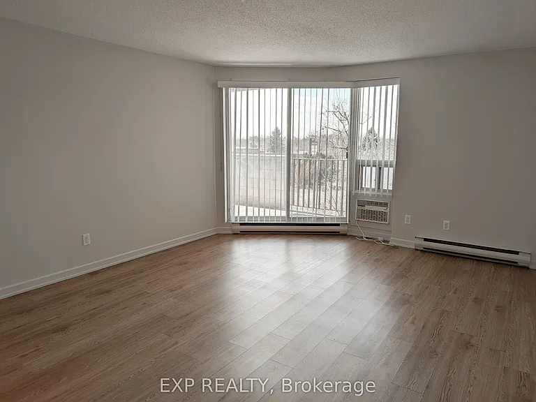 1320 Richmond Rd #320 — Photo 4