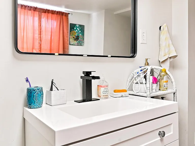 701 N Galapago St #C — Photo 7